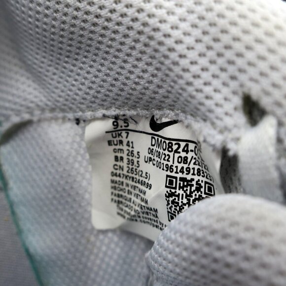 Nike MC Trainer 2 Running Sneakers DM0824-001 Pure Platinum Metallic Silver 9.5 - Picture 5 of 5